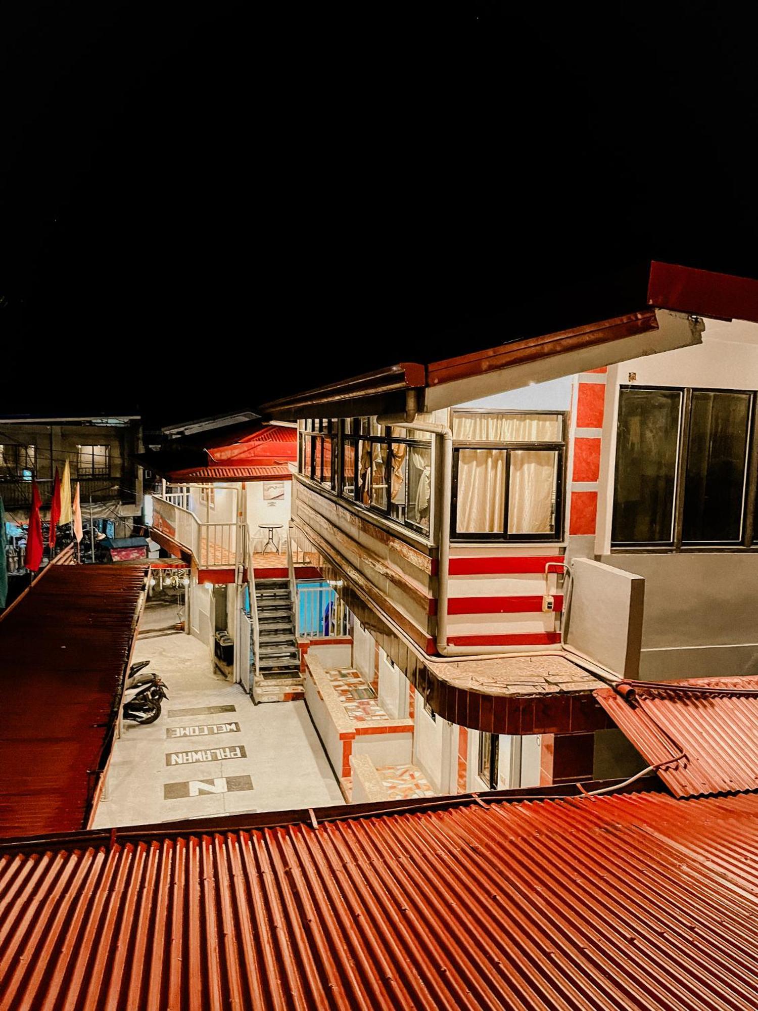 Mario'S Travellers Inn Coron Exteriör bild